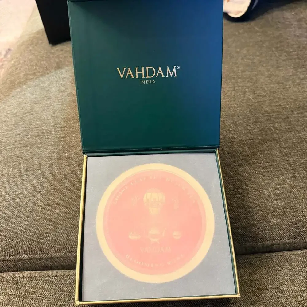 VAHDAM blooming rose